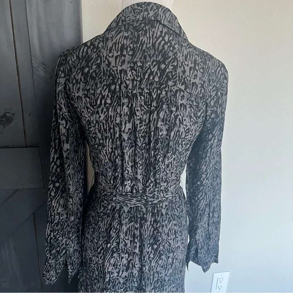NWOT Rails Beatrice Voile Midi Dress Charcoal Abstract Animal Print Casual XS - Picture 8 of 11